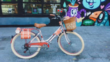 Cargar y reproducir el video en el visor de la galería, bicicleta vintage 72 rayos 

