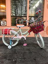 Cargar imagen en el visor de la galería, Vint N R20 Nezuko RIN RIN BICLAS
