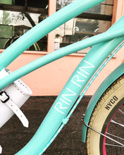 Cargar imagen en el visor de la galería, Curve D Blocparty Llantitas 2.0 RIN RIN BICLAS
