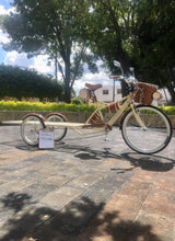 Cargar imagen en el visor de la galería, Food bike Plataforma jalón chocolat 2022 RIN RIN BICLAS
