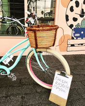 Cargar imagen en el visor de la galería, Curve D Blocparty Llantitas 2.0 RIN RIN BICLAS
