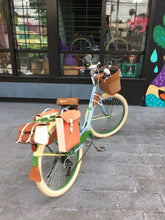 Cargar y reproducir el video en el visor de la galería, alforjas bicicleta vintage
