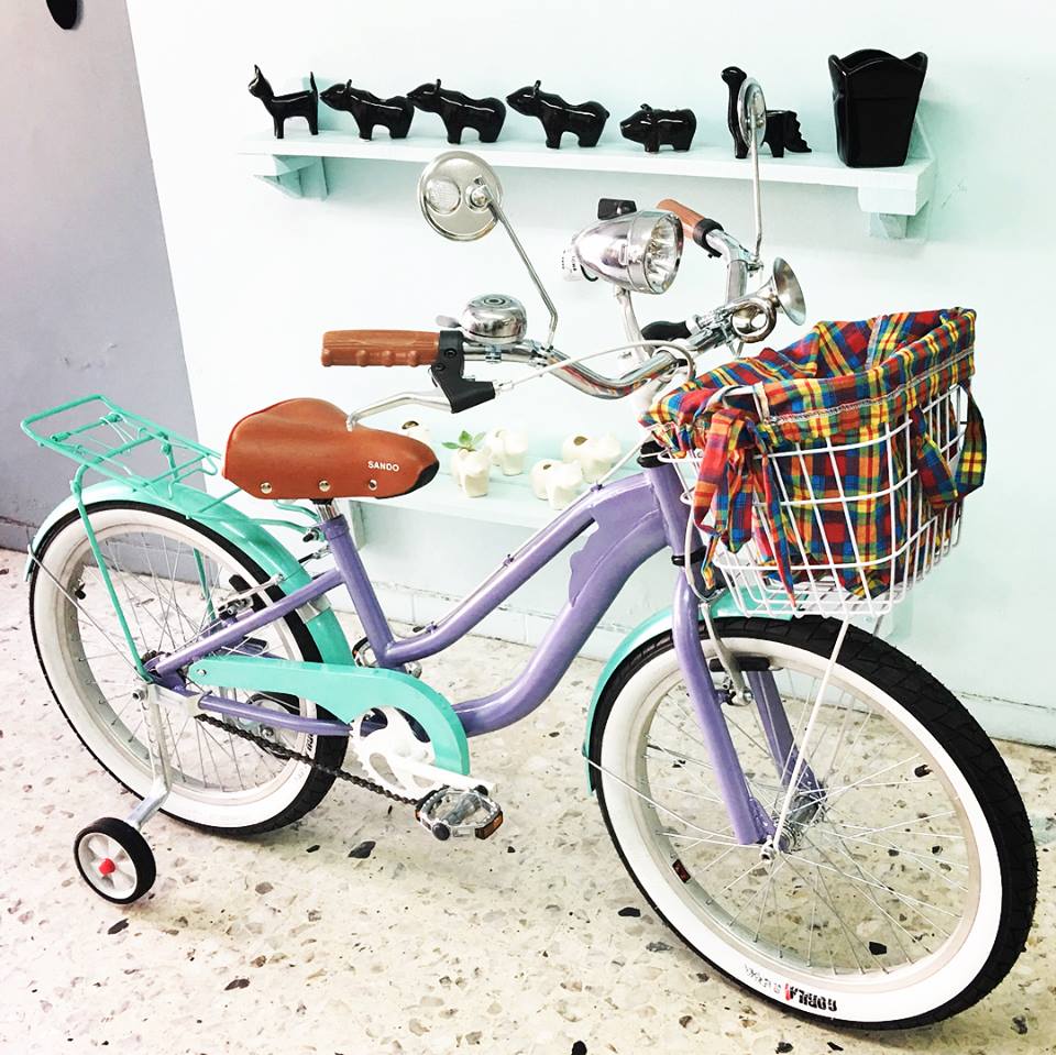 Slim N R20 Suzy Bishop RIN RIN BICLAS
