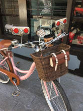 Cargar y reproducir el video en el visor de la galería, Londy Lali Puna RIN RIN BICLAS
