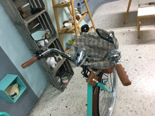 Cargar y reproducir el video en el visor de la galería, Tricicleta Cinderella´s Chocolat 2.0 2021 RIN RIN BICLAS

