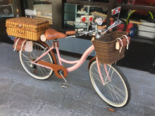Cargar y reproducir el video en el visor de la galería, Londy Lali Puna RIN RIN BICLAS
