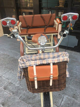 Cargar y reproducir el video en el visor de la galería, Tricicleta Chocolat 2020 RIN RIN BICLAS
