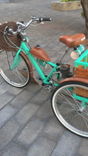 Cargar y reproducir el video en el visor de la galería, Tricimoto Cinderella´s Castle 2022 RIN RIN BICLAS
