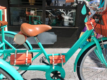 Cargar imagen en el visor de la galería, Tricicleta Margot Robbie RIN RIN BICLAS
