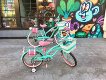 Cargar imagen en el visor de la galería, Par Enola y Eudoria Holmes RIN RIN BICLAS

