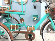 Cargar y reproducir el video en el visor de la galería, Tricicleta Cinderella´s Chocolat 2.0 2021 RIN RIN BICLAS
