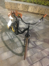 Cargar imagen en el visor de la galería, Londy black She Past Away RIN RIN BICLAS
