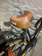 Cargar imagen en el visor de la galería, Londy black She Past Away RIN RIN BICLAS
