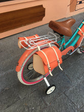 Cargar imagen en el visor de la galería, Slim N R20 Leonora Carrington RIN RIN BICLAS
