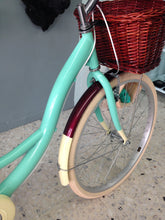 Cargar imagen en el visor de la galería, Londy Oddnesse RIN RIN BICLAS
