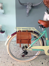 Cargar imagen en el visor de la galería, Londy Oddnesse RIN RIN BICLAS
