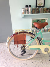 Cargar imagen en el visor de la galería, Londy Oddnesse RIN RIN BICLAS
