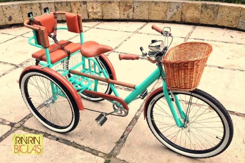 Tricicleta Cinderella's Castle Banca Alta RIN RIN BICLAS