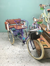 Cargar imagen en el visor de la galería, Tricicleta Rosa Púpura del Cairo 2022 RIN RIN BICLAS
