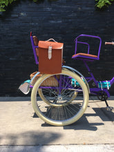 Cargar imagen en el visor de la galería, Tricicleta Rosa Púpura del Cairo 2022 RIN RIN BICLAS
