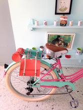 Cargar imagen en el visor de la galería, alforjas bicicleta vintage

