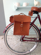 Cargar imagen en el visor de la galería, Windsor 70s Women Zapopan RIN RIN BICLAS

