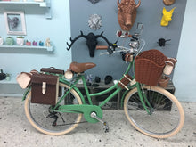 Cargar imagen en el visor de la galería, Britt Musgo primera edición RIN RIN BICLAS
