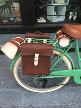 Cargar imagen en el visor de la galería, Britt Musgo primera edición RIN RIN BICLAS
