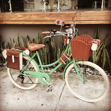Cargar imagen en el visor de la galería, Britt Musgo primera edición RIN RIN BICLAS
