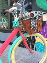 Cargar imagen en el visor de la galería, Tricicleta Hannah Baker 1.0 2020 RIN RIN BICLAS
