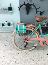 Cargar imagen en el visor de la galería, Hardluminium Sky Ferreira Ed Super RIN RIN BICLAS

