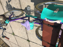 Cargar imagen en el visor de la galería, Tricicleta Rosa Púpura del Cairo 2019 RIN RIN BICLAS
