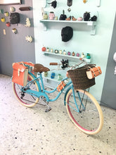 Cargar imagen en el visor de la galería, Slim D Lowly RIN RIN BICLAS
