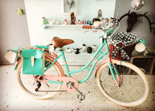 Cargar imagen en el visor de la galería, Hardluminium Sky Ferreira Ed Super RIN RIN BICLAS
