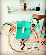Cargar imagen en el visor de la galería, Hardluminium Sky Ferreira Ed Super RIN RIN BICLAS
