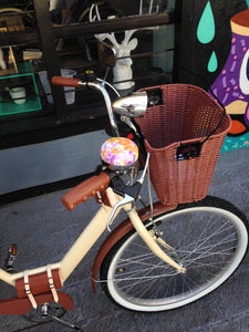 Tricicleta chocolat canastilla desmontable RIN RIN BICLAS