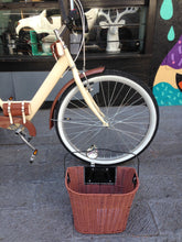 Cargar imagen en el visor de la galería, Tricicleta chocolat canastilla desmontable RIN RIN BICLAS
