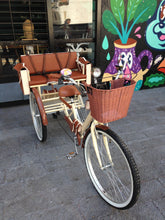 Cargar imagen en el visor de la galería, Tricicleta chocolat canastilla desmontable RIN RIN BICLAS
