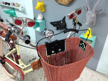 Cargar imagen en el visor de la galería, canastilla bicicleta vintage
