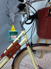 Cargar imagen en el visor de la galería, alforja bicicleta vintage
