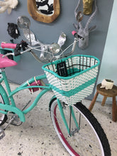 Cargar imagen en el visor de la galería, Curve D Eudoria Holmes RIN RIN BICLAS
