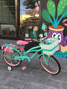 Curve N R20 Enola Holmes RIN RIN BICLAS