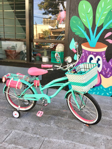 Curve N R20 Enola Holmes RIN RIN BICLAS