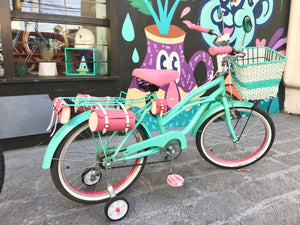 Par Enola y Eudoria Holmes RIN RIN BICLAS