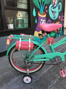 Curve N R20 Enola Holmes RIN RIN BICLAS