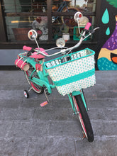 Cargar imagen en el visor de la galería, Curve N R20 Enola Holmes RIN RIN BICLAS
