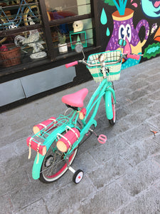 Curve N R20 Enola Holmes RIN RIN BICLAS
