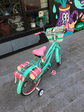 Cargar imagen en el visor de la galería, Curve N R20 Enola Holmes RIN RIN BICLAS
