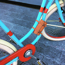 Cargar imagen en el visor de la galería, Hardluminium ExitMusic RIN RIN BICLAS
