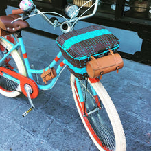 Cargar imagen en el visor de la galería, Hardluminium ExitMusic RIN RIN BICLAS
